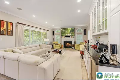 5615 Kernsville Road, North Whitehall Township, PA 18069 - Photo 15