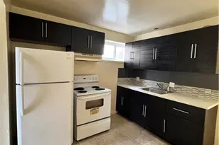 1039 Mechanic St, Bethlehem, PA 18015 - Photo 3