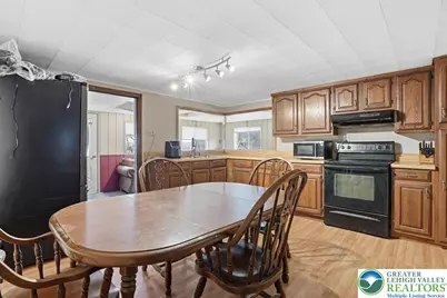 740 Main Street, Coolbaugh Twp, PA 18466 - Photo 19