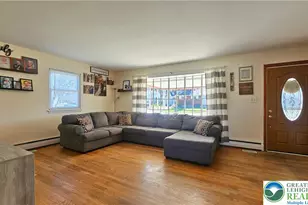 875 Poplar Rd, Hellertown Boro, PA 18055 - Photo 7