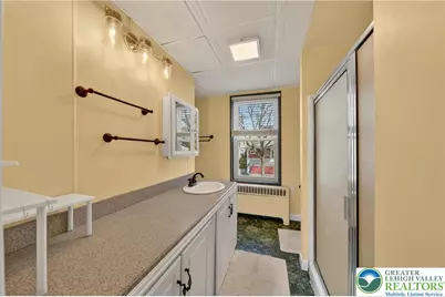 945 Main Street, Bethlehem City, PA 18018 - Photo 39