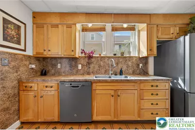 945 Main Street, Bethlehem City, PA 18018 - Photo 17