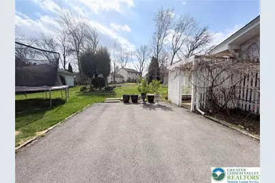 2120 Butztown Road, Bethlehem, PA 18017 - Photo 17