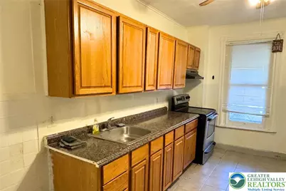 131 W Green Street, Allentown City, PA 18102 - Photo 3