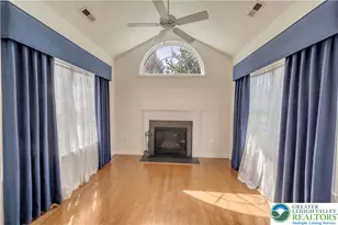 5351 Presidents Dr, Bethlehem City, PA 18017 - Photo 13