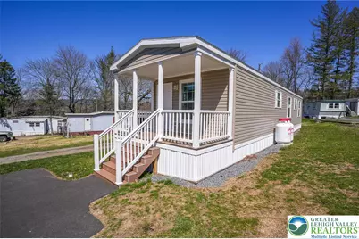 20 Court Street, Franklin Twp, PA 18235 - Photo 1