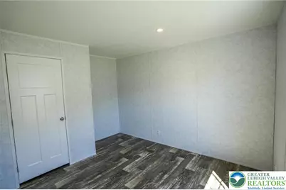 20 Court Street, Franklin Twp, PA 18235 - Photo 21