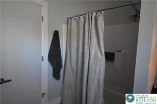 43 N Delaware Dr, Easton, PA 18042 - Photo 11