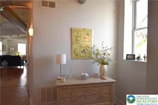 43 N Delaware Dr, Easton, PA 18042 - Photo 3