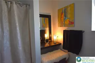 43 N Delaware Dr, Easton, PA 18042 - Photo 9