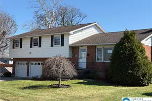1556 Bayberry Ln, Bethlehem City, PA 18018 - Photo 1