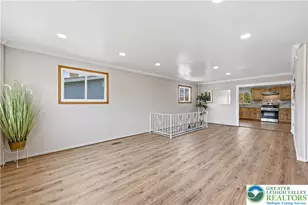 526 Faith Dr, Catasauqua Boro, PA 18032 - Photo 3