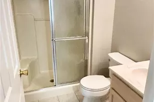 5517 Tanglewood Ln, Lower Macungie Township, PA 18106 - Photo 13