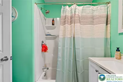 2904 Diamond Avenue, Allentown City, PA 18103 - Photo 19