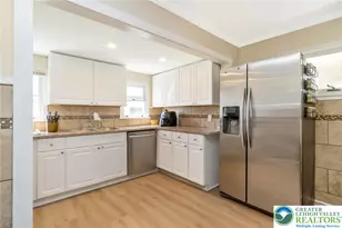 326 Henry St, Hellertown Boro, PA 18055 - Photo 5