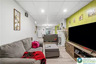 732 N 10th St, Allentown City, PA 18102 - Photo 7