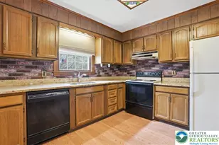 3875 Wellington Dr, Bethlehem Township, PA 18020 - Photo 11