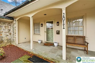 2011 Sycamore Street, Bethlehem City, PA 18017 - Photo 7