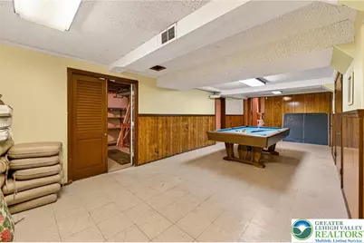 2011 Sycamore Street, Bethlehem City, PA 18017 - Photo 75