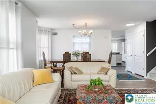 311 Windsor Pl, Macungie Boro, PA 18062 - Photo 7