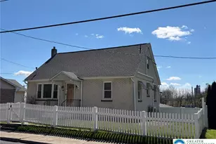 424 Main St, Bath Boro, PA 18014 - Photo 1