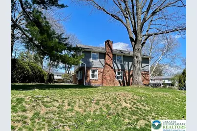 1331 Armstrong Road, Bethlehem City, PA 18017 - Photo 3