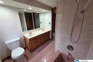 1645 Mark Twain Cir, Hanover Twp, PA 18017 - Photo 25