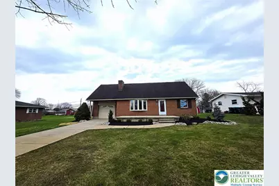 1645 Mark Twain Circle, Hanover Twp, PA 18017 - Photo 1