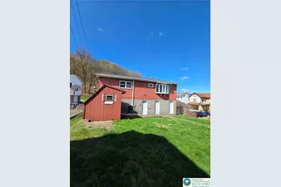 1210 Main Street, Slatington Boro, PA 18080 - Photo 7