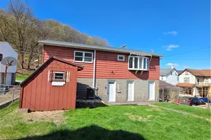 1210 Main St, Slatington Boro, PA 18080 - Photo 7