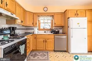 520 Thomas St, Coopersburg Boro, PA 18036 - Photo 7