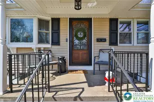 529 Oakwood St, Palmer Twp, PA 18045 - Photo 3