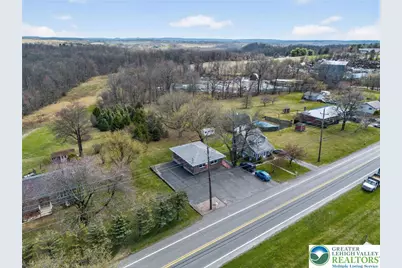 6534 Sullivan Trail, Plainfield Township, PA 18091 - Photo 11