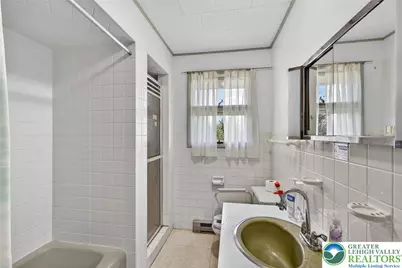 6534 Sullivan Trail, Plainfield Township, PA 18091 - Photo 29