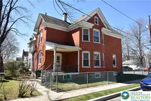 63 E Broad St, East Stroudsburg, PA 18301 - Photo 23