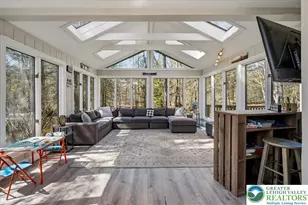 369 Sidney Ave, Coolbaugh Twp, PA 18346 - Photo 11