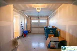 2118 Cross Country Rd, Northampton Township, PA 18067 - Photo 35