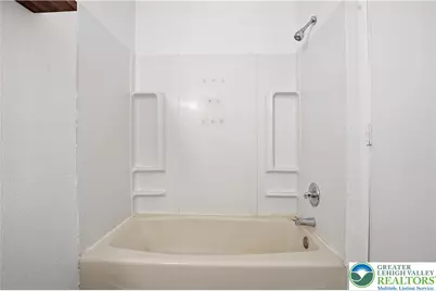 1818 E Susquehanna Street, Salisbury Township, PA 18103 - Photo 23