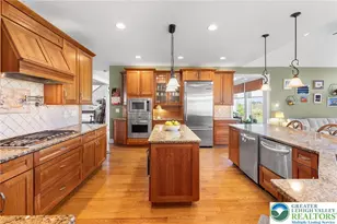 1572 Courtney Ct, Lower Saucon Township, PA 18055 - Photo 11