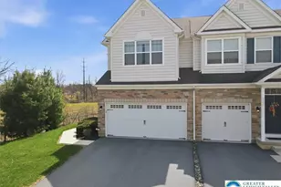 250 Redclover Ln, Allentown City, PA 18104 - Photo 5