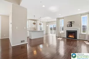 250 Redclover Ln, Allentown City, PA 18104 - Photo 9