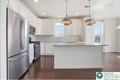 250 Redclover Lane, Allentown City, PA 18104 - Photo 17