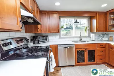 858 Deer Run Road, Upper Mt Bethel Twp, PA 18343 - Photo 15