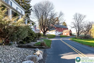 858 Deer Run Road, Upper Mt Bethel Twp, PA 18343 - Photo 57