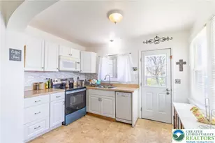 813 Balata St, Easton, PA 18042 - Photo 5