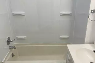 1046 W Walnut St, Allentown City, PA 18102 - Photo 13