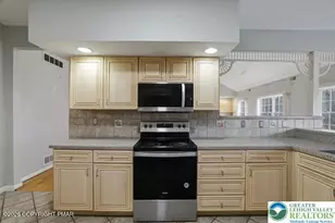 267 Scenic Dr, Tobyhanna Twp, PA 18610 - Photo 23