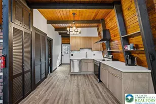 3257 Trafalgar Ave, Middle Smithfield, PA 18302 - Photo 9