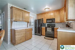 1414 E Pennsylvania St, Allentown City, PA 18109 - Photo 11