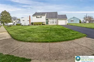 2273 Vista Dr, Bethlehem City, PA 18018 - Photo 5